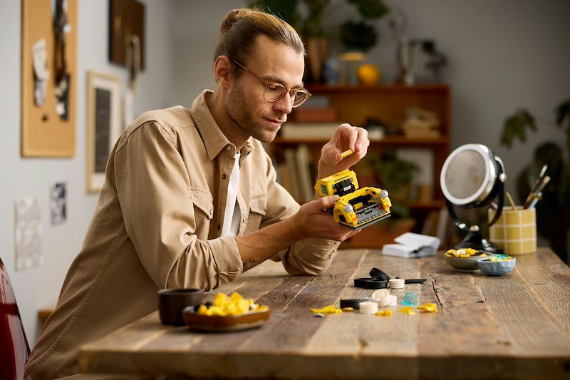 Lego Icons Bumblebee Transformers 10338