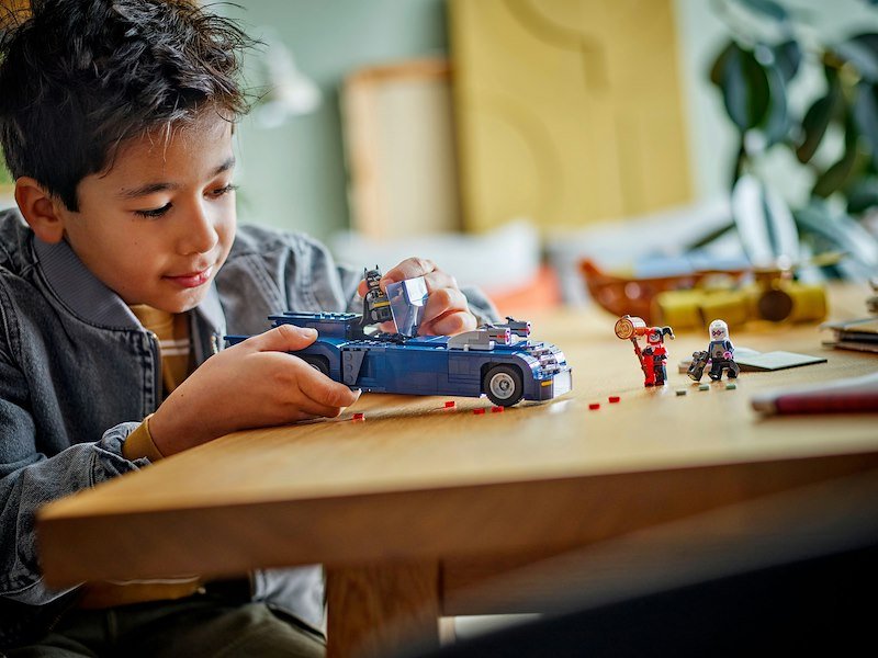 Lego® Batman: Batmobile™ Classic TV Series 76328