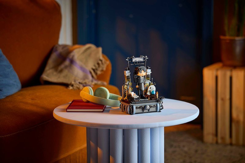 Lego Personaggio di Mercoledì Addams 76780