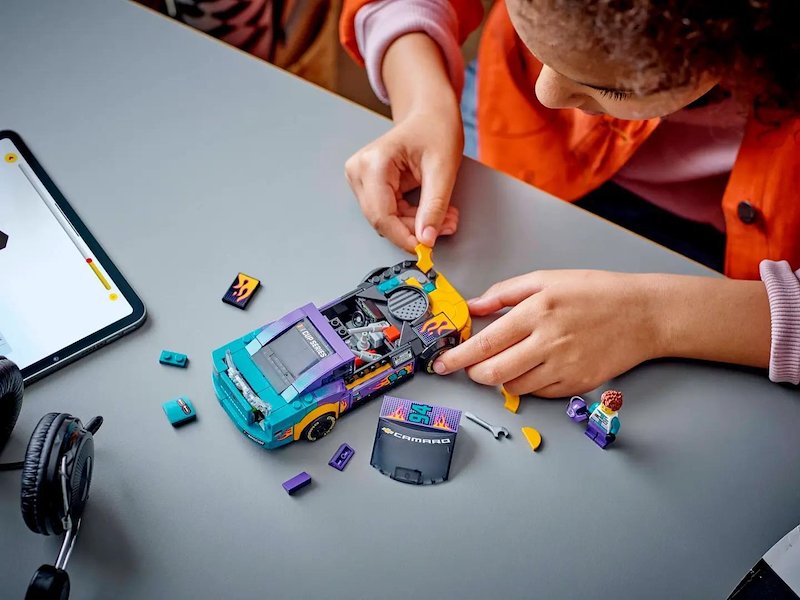 Lego® Speed Champions NASCAR Next Gen Chevrolet Camaro ZL1 76935