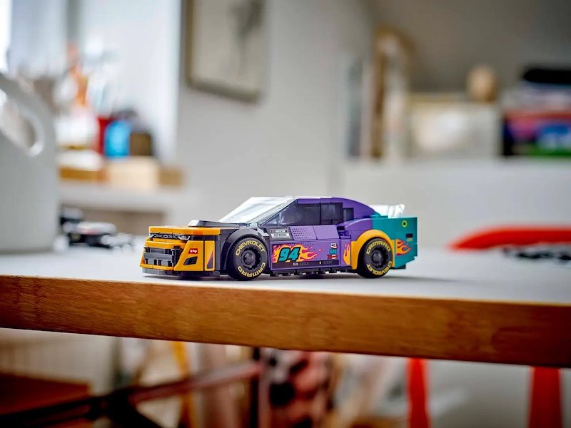 Lego® Speed Champions NASCAR Next Gen Chevrolet Camaro ZL1 76935