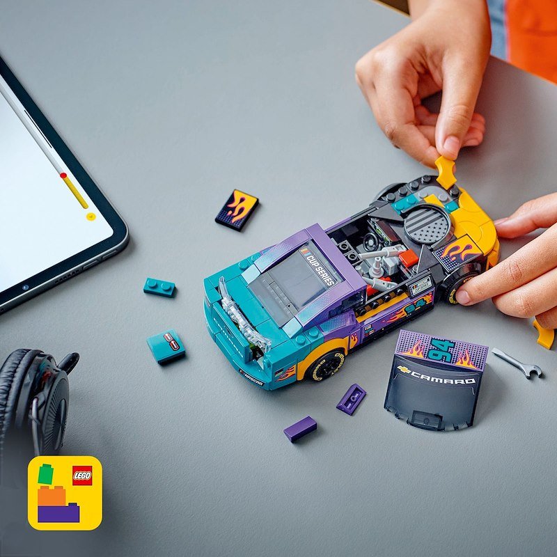 Lego® Speed Champions NASCAR Next Gen Chevrolet Camaro ZL1 76935