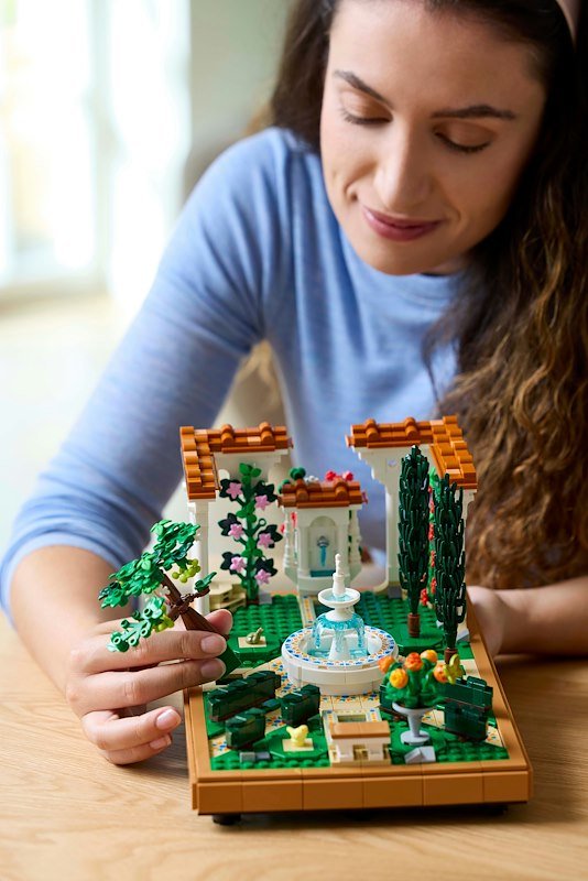 Lego Il Giardino Della Fontana - 10359