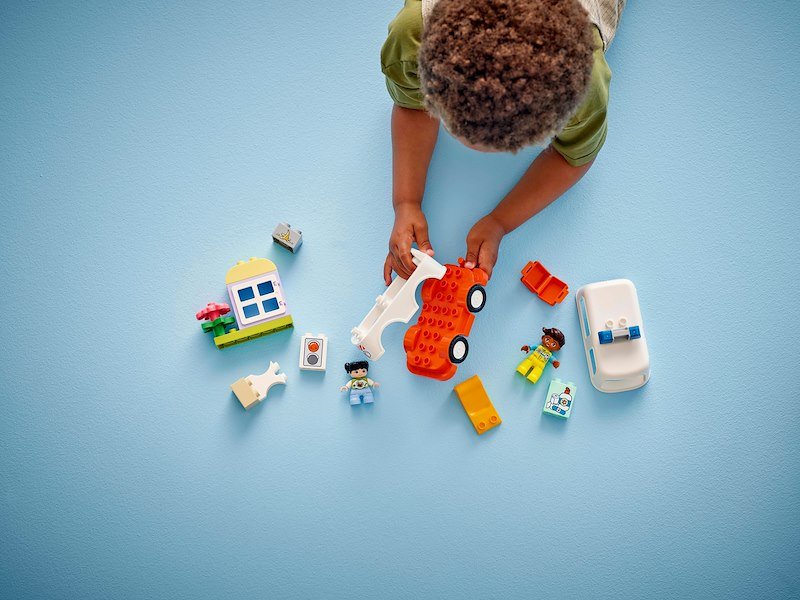 Lego Duplo Ambulanza e autista 10447