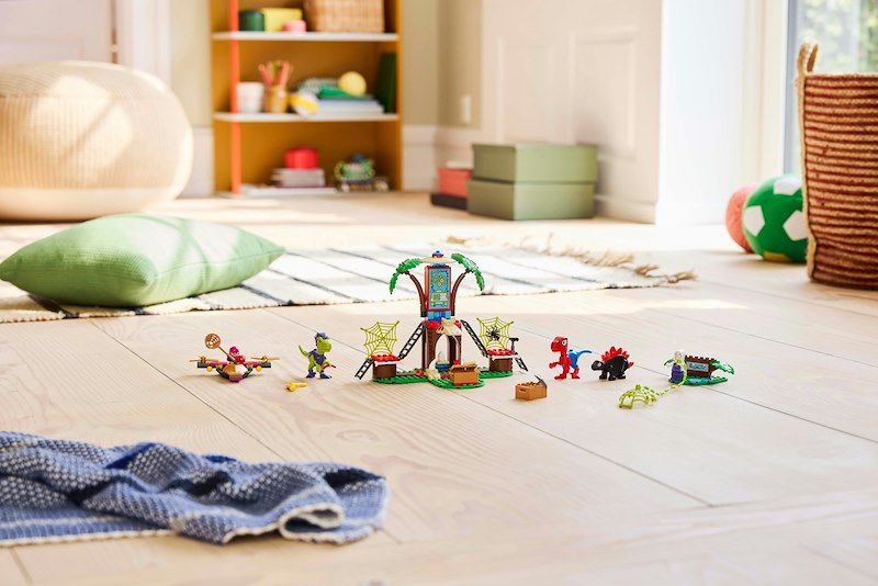 Lego Battaglia con il Raptor al Quartier Generale sull’albero di Spider-man e Gobby 11200