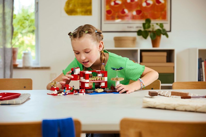 Lego Minecraft La casa del Mooshroom 21270