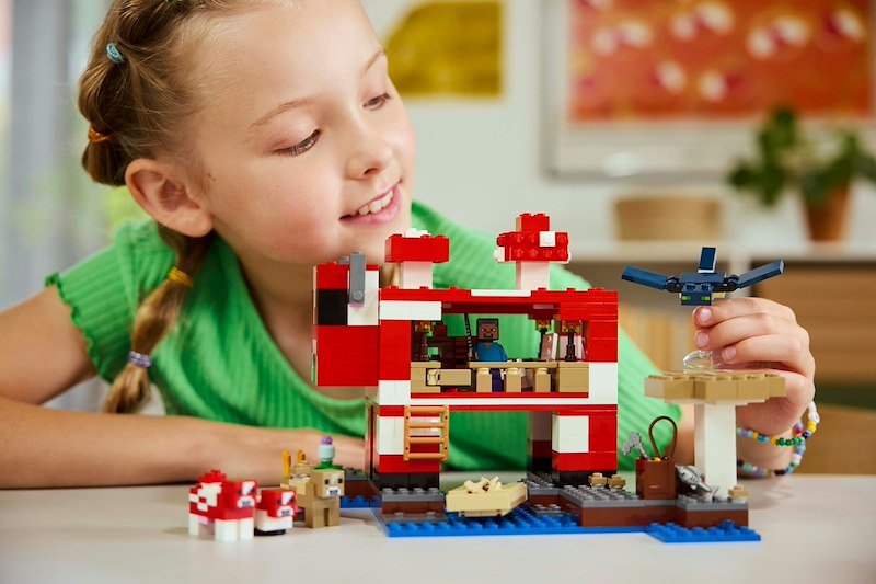 Lego Minecraft La casa del Mooshroom 21270