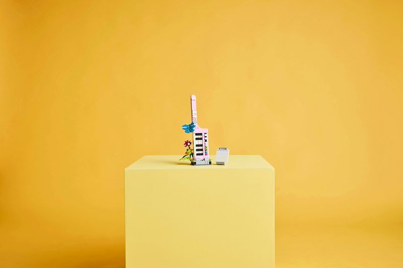 Lego® MACCHINA DA SCRIVERE CON FIORI- 31169