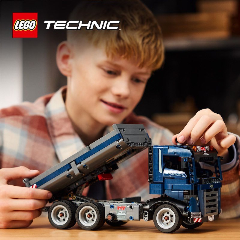 Lego Technic Autocarro Con Cassone Ribaltabile 42203
