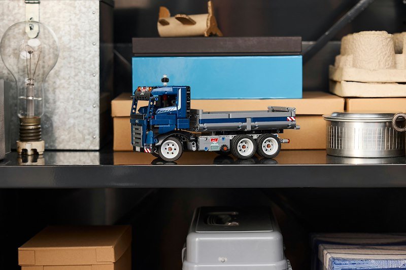 Lego Technic Autocarro Con Cassone Ribaltabile 42203