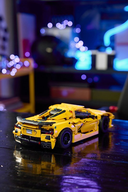 Lego Technic Chevrolet Corvette Stingray 42205