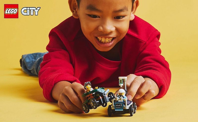 Lego® City Pack veicoli da corsa: aereo contro letto d’ospedale 60459