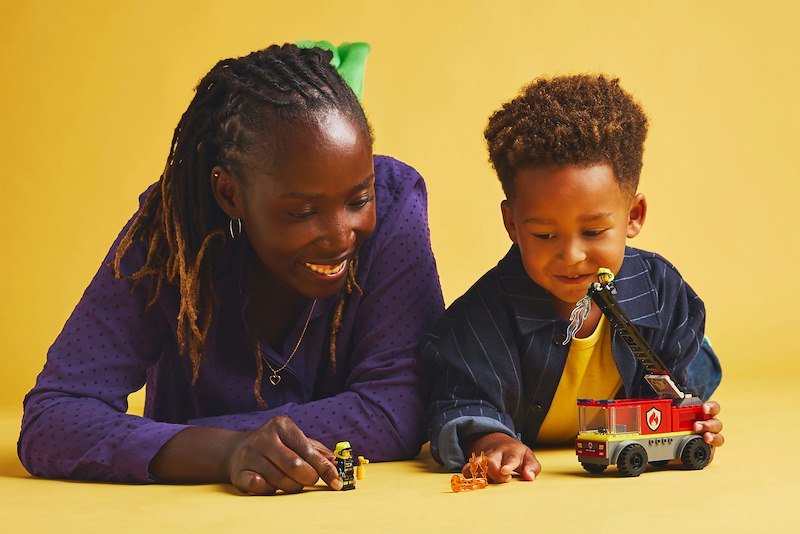 Lego®  AUTOPOMPA CON SCALA - 60643