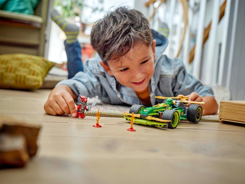 Lego® NINJAGO Racer pull-back di Lloyd 71828