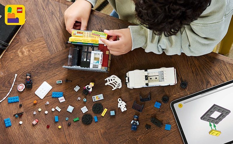 Lego® Marvel Spider-Verse: Miles Morales contro la Macchia (76311)