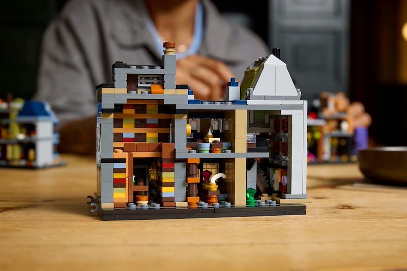 Lego Harry Potter Negozi di magia di Diagon Alley 76444