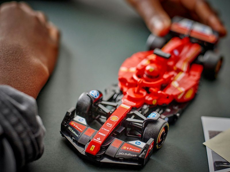 Lego Speed Champions Auto da Corsa F1 Ferrari SF-24 77242