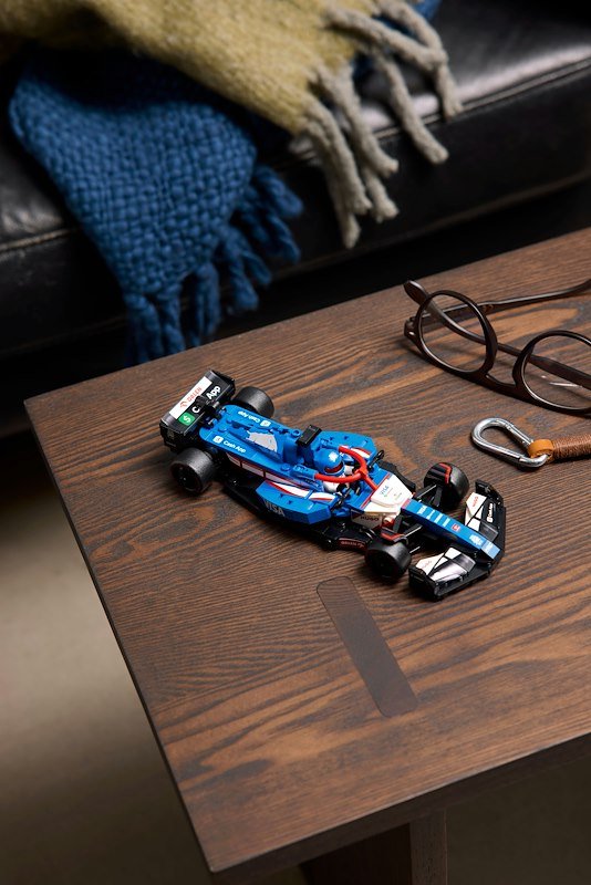 Lego® Speed Champions Auto da corsa F1® Visa Cash App RB VCARB 01 (77246)