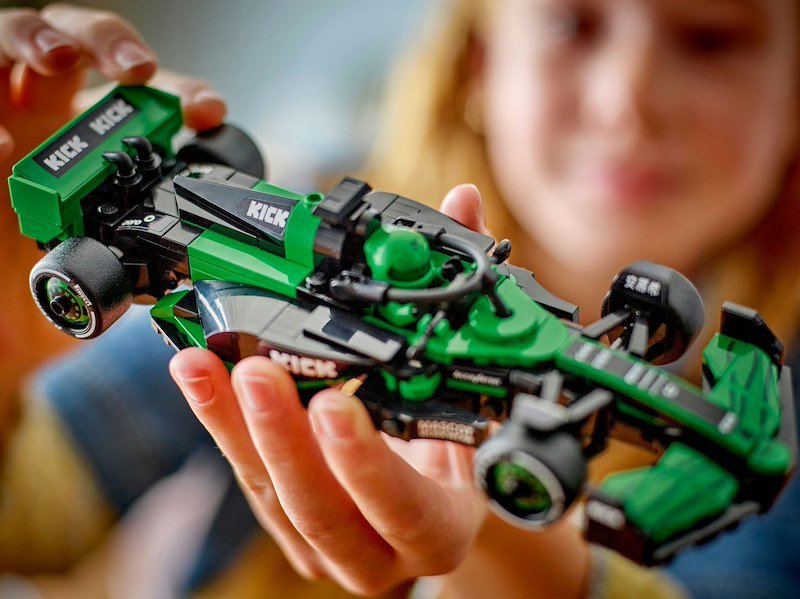 Lego® Speed Champions Auto da corsa KICK Sauber F1 Team C44 77247