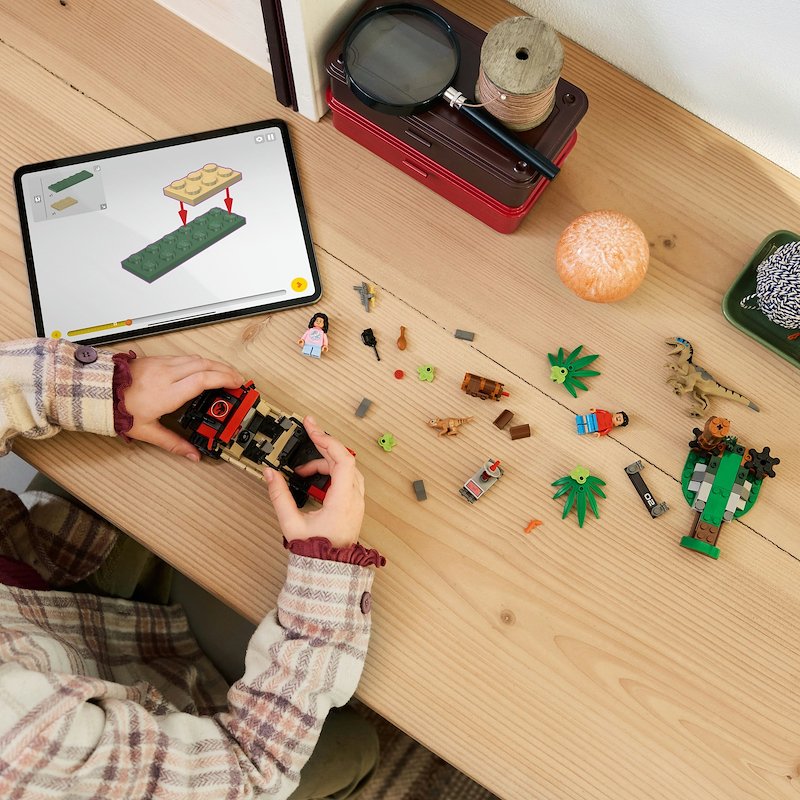 Lego® Fuga dal Raptor sul fuoristrada 76972