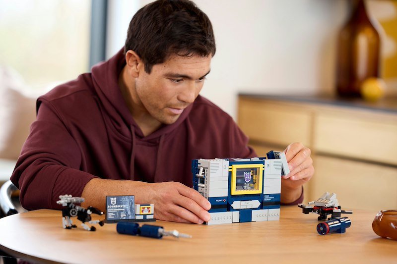 Lego TRANSFORMERS:SOUNDWAVE 10358