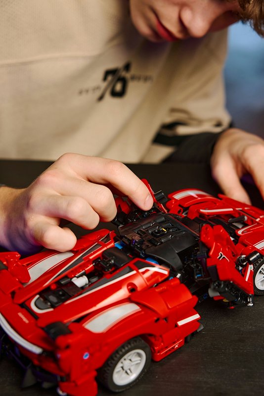 Lego Ferrari FXX K 42212