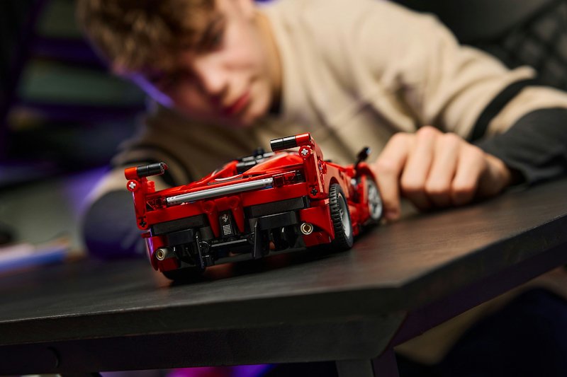 Lego Ferrari FXX K 42212