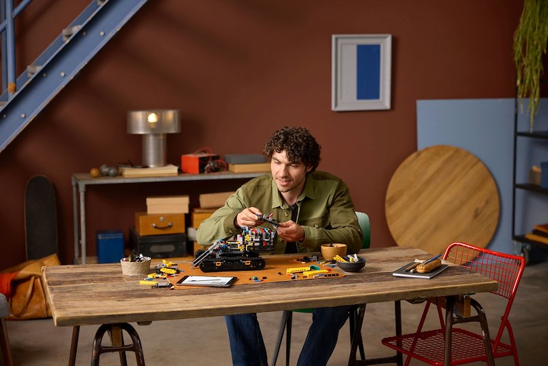 Lego Escavatore Volvo EC500 Hybrid 42215