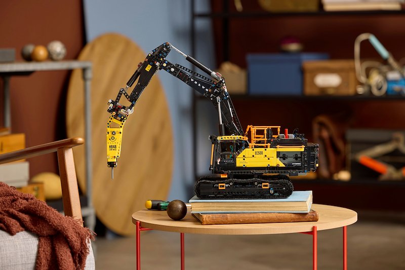 Lego Escavatore Volvo EC500 Hybrid 42215