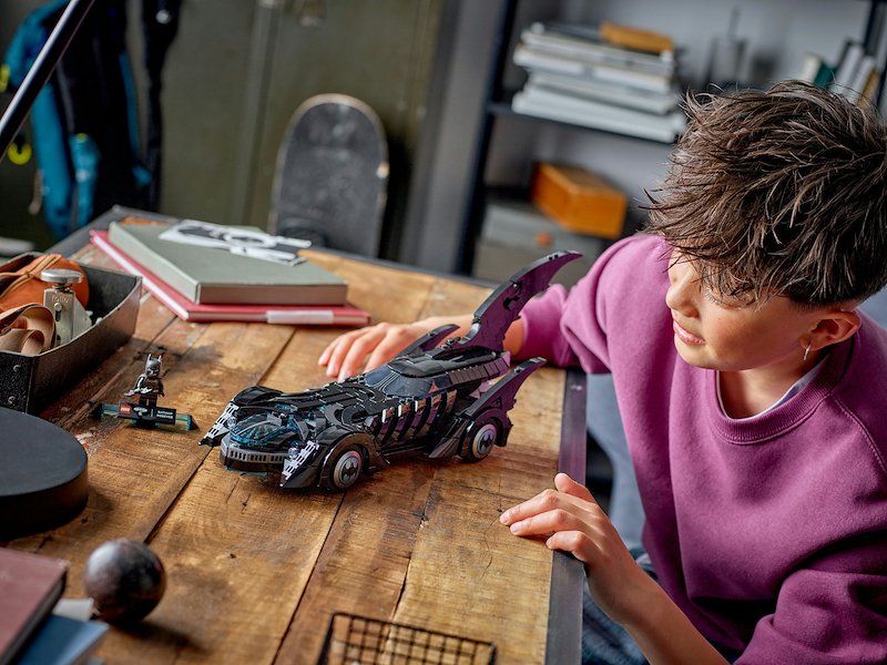 Lego Batmobile Batman Forever 76304