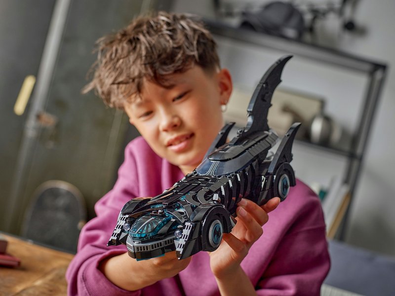 Lego Batmobile Batman Forever 76304