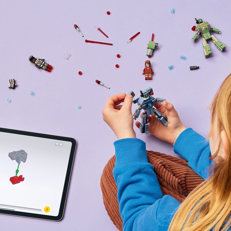 Lego Iron Man e War Machine contro i droni di Hammer 76320