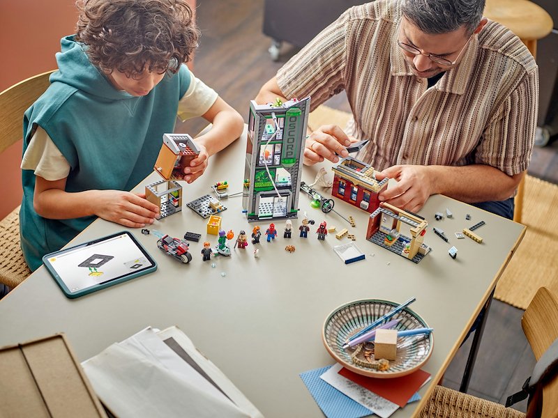 Lego Spider-Man contro Oscorp 76324