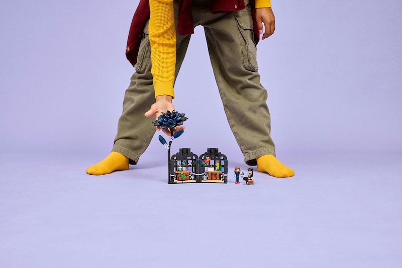 Lego Fiore di dalia nero 76784