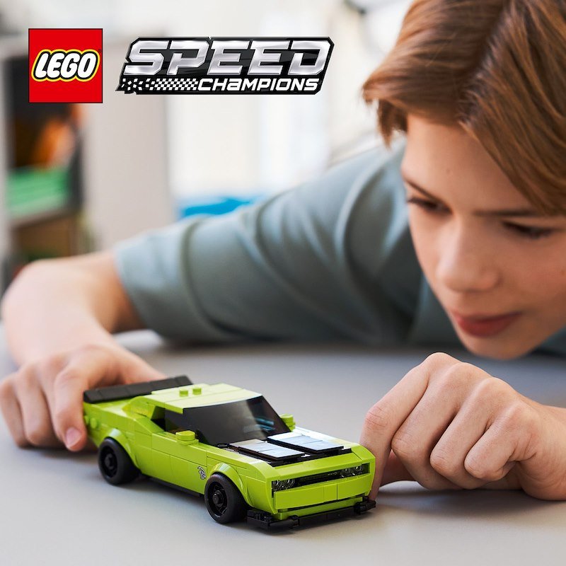 Lego  Sports Car Dodge Challenger SRT Hellcat 77237