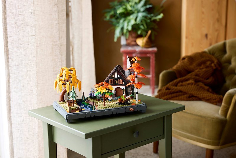 Lego GIARDINO AUTUNNALE DEL COTTAGE LEGO ICONS 11372