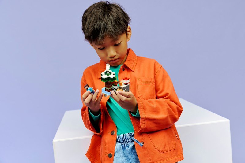 Lego® Minecraft Avventura di Steve nella taiga 21583