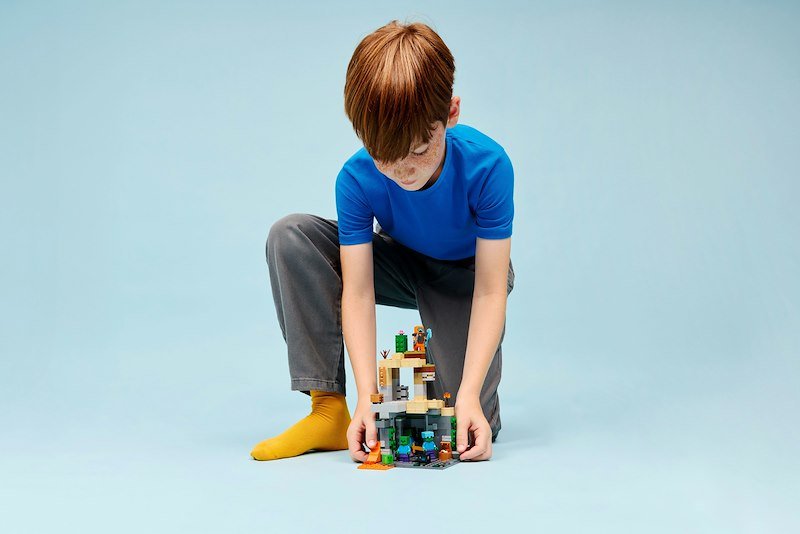 Lego® Minecraft Zombie Dungeon 21587