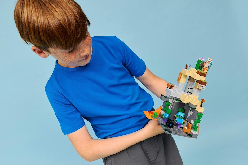 Lego® Minecraft Zombie Dungeon 21587