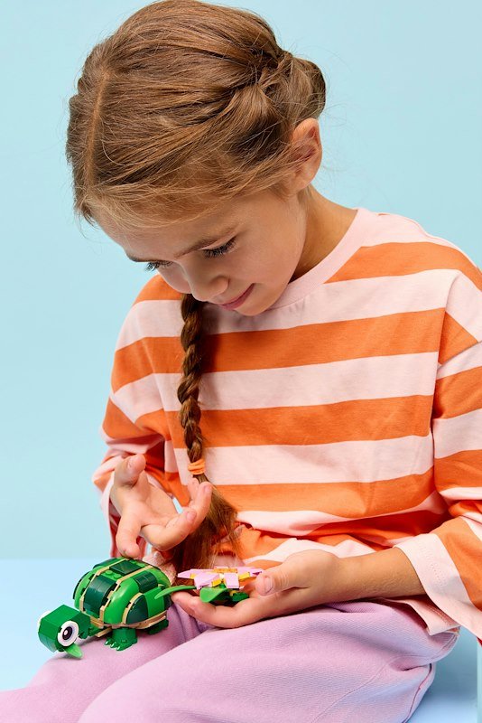 Lego®  Tartaruga con un fiore di ninfea Creator 31377
