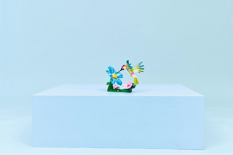 Lego® Animali selvatici: colibrì variopinto 31384