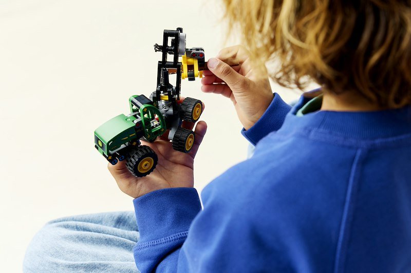 Lego Mietitrebbia gommato John Deere 1470H 42218