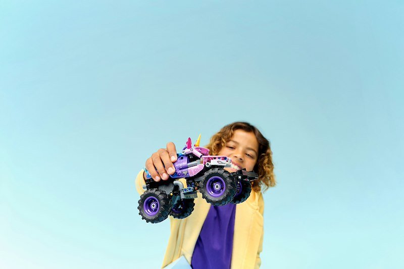Lego Technic Monster Jam™ Sparkle Smash™ a retrocarica 42220