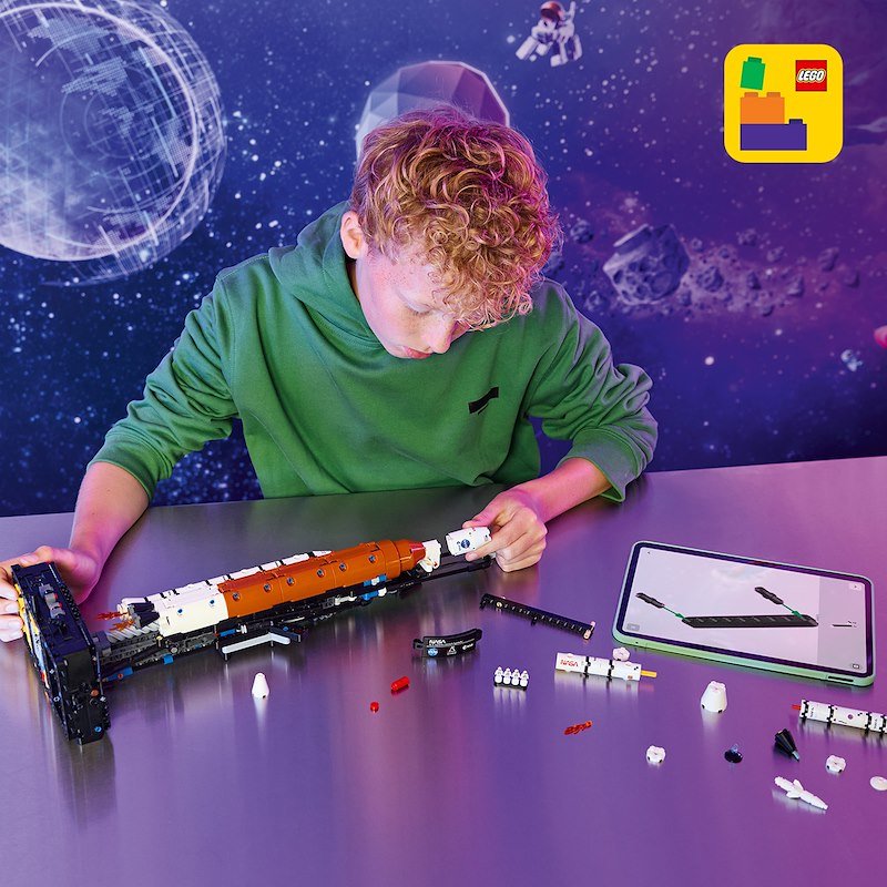 Lego Sistema di lancio spaziale razzo NASA Artemis 42221