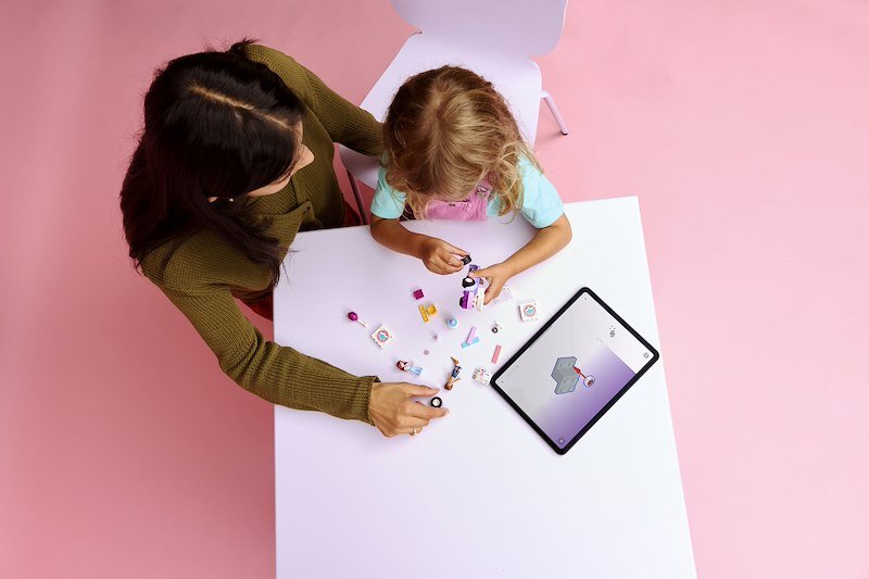 Lego® Auto-unicorno per la consegna di torte 42675