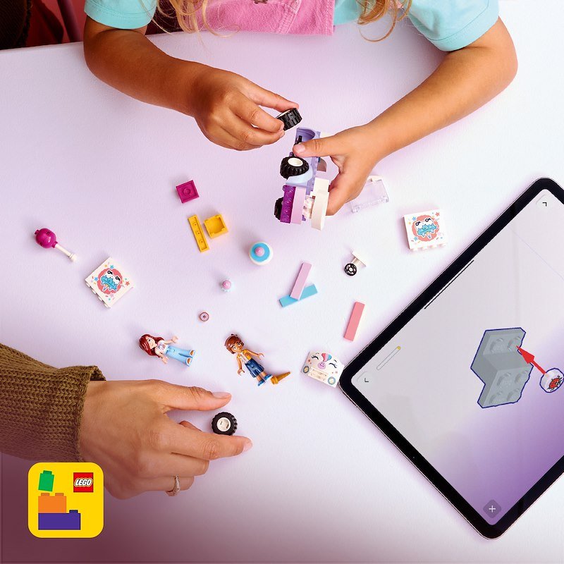 Lego® Auto-unicorno per la consegna di torte 42675