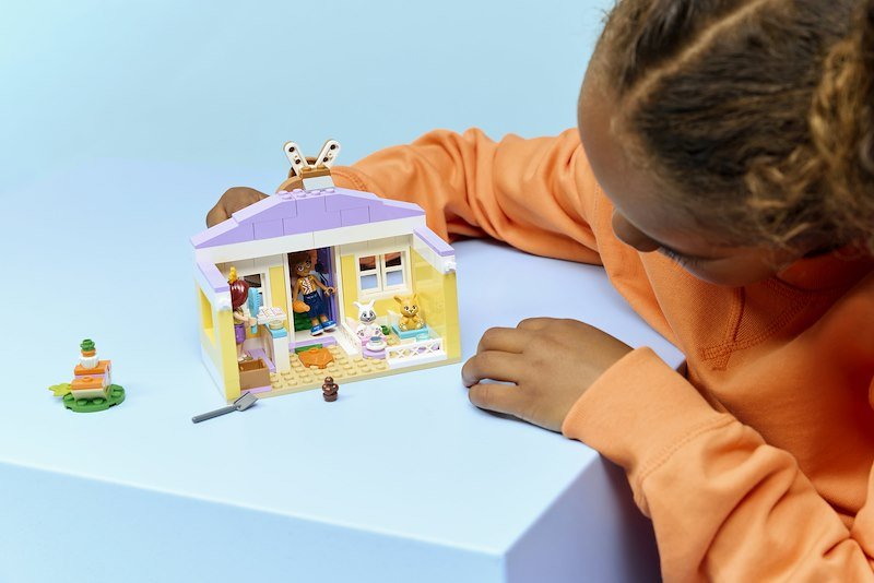 Lego® Hotel dei conigli di Heartlake City 42679