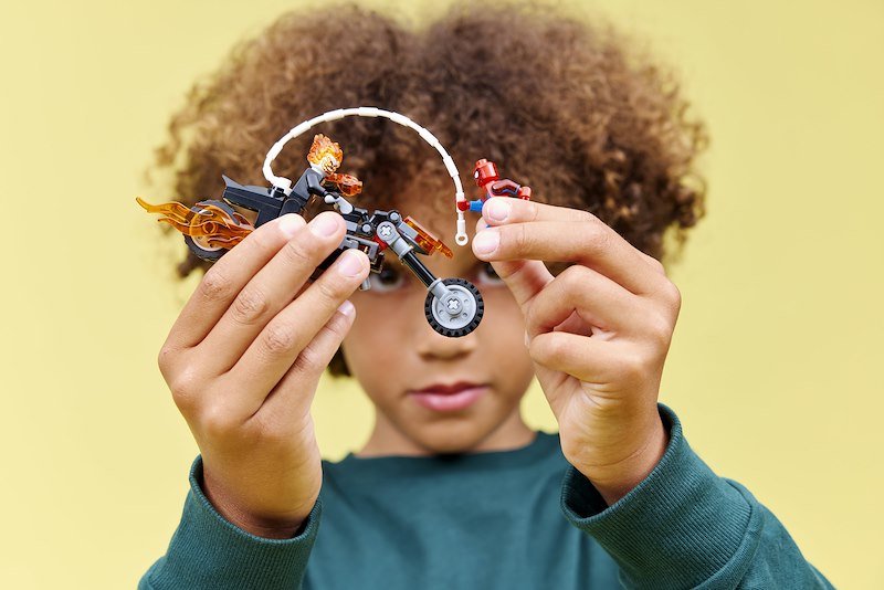 Lego Spider-Man vs. Ghost Rider in motocicletta 76335