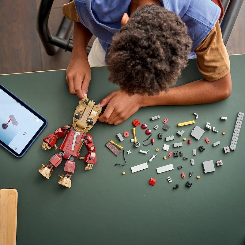 Lego Groot in tuta da Ravager 76341