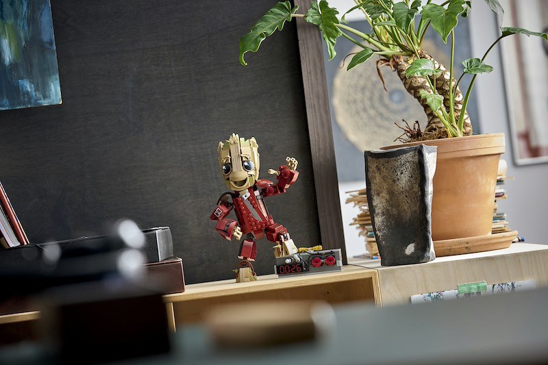Lego Groot in tuta da Ravager 76341